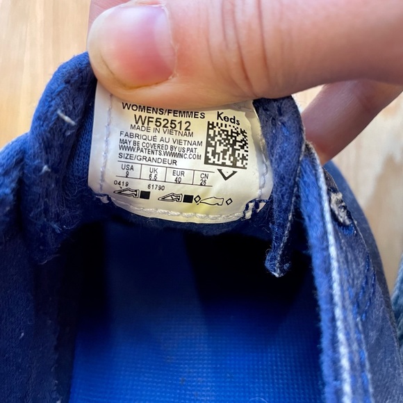 Navy Keds slip ons size 9 perfect for summer ☀️ - Picture 5 of 6